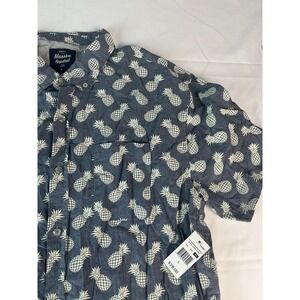 Massive Apparel Mens Pineapple Button Down Shirt Short Sleeve Size L